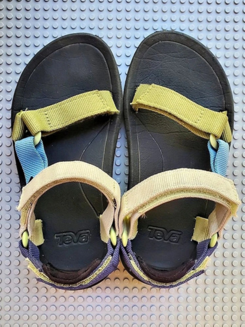 Kids Sandals in Black, Beige, Blue & Green Size US 12 Water Shoes